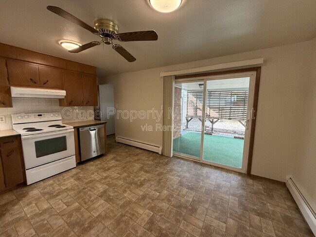 Building Photo - 2237 Harlan St