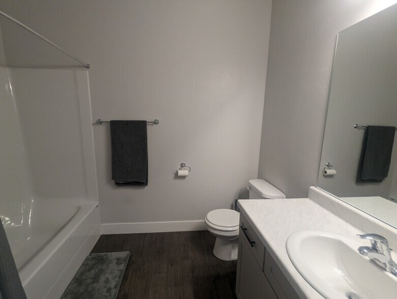 Building Photo - 3323 Hardman Way