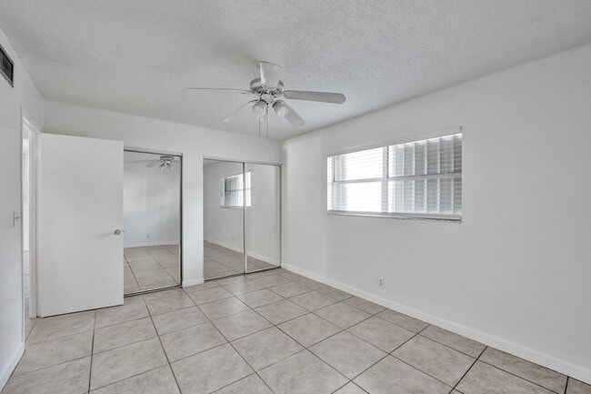 Building Photo - Gorgeous 2 bedroom 1 bath