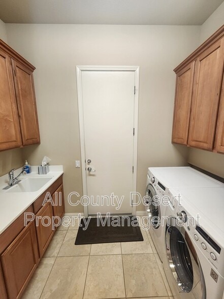 Building Photo - 81566 Avenida Sombra