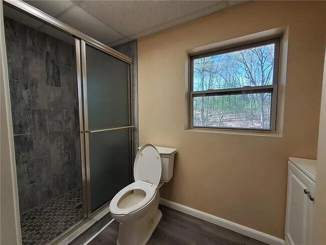 Building Photo - 33 Resty Hughes Cir