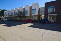 Building Photo - 1 bed, 1 bath condo in Cooper Young