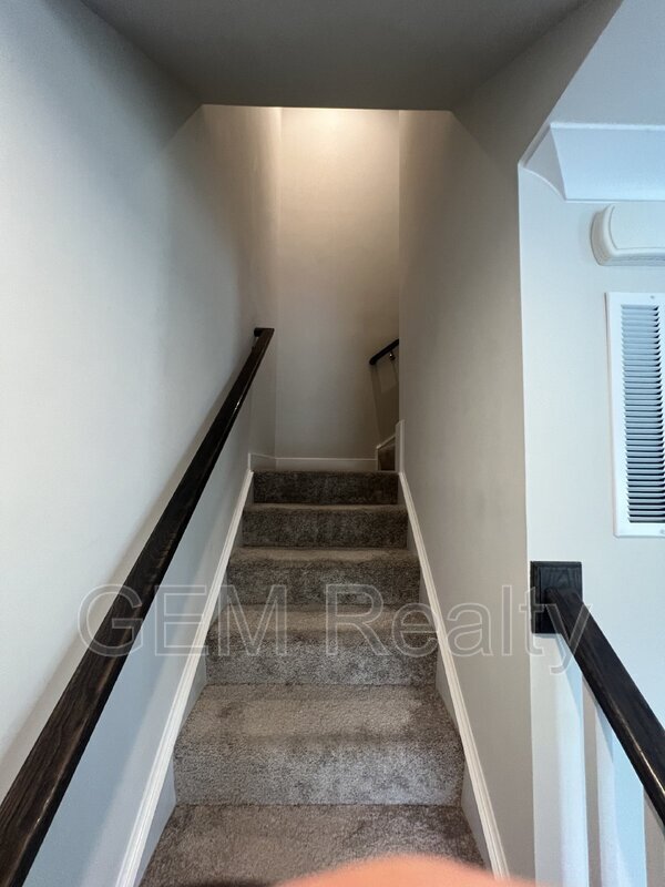 Building Photo - 1101 Rampart Dr