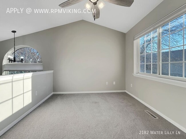 Building Photo - 3br 2.5ba 2cg ~ Security Deposit Free Alte...