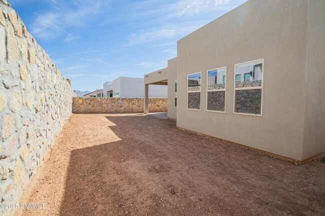 Building Photo - 3883 Heartland Lp