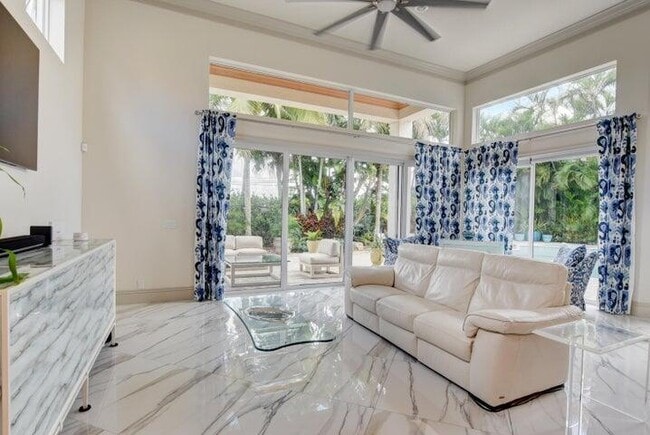 Building Photo - 6735 Royal Orchid Cir