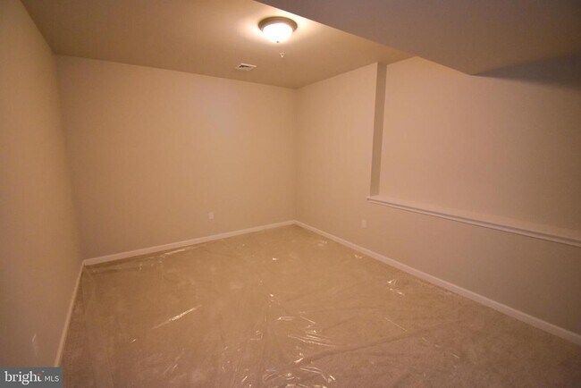 Building Photo - 358 E Nesquehoning St