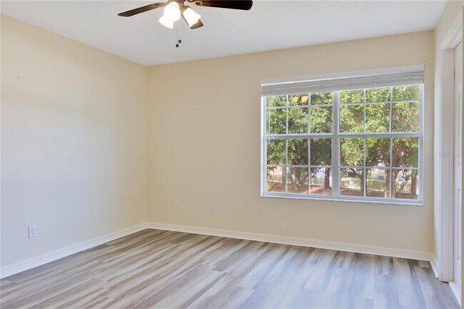 Building Photo - 2905 Sunstone Dr