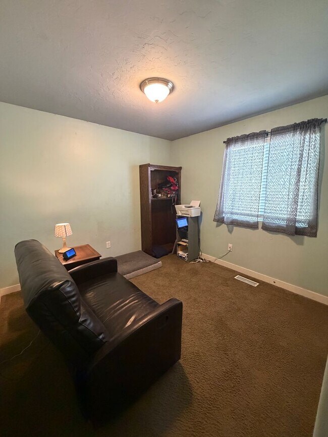 Building Photo - 6584 S Azimuth Ct