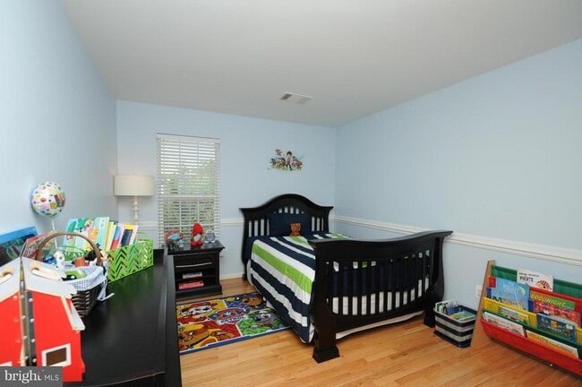 Building Photo - 43156 Malloch Pl