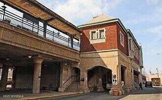 Building Photo - 56 Lindsley Pl