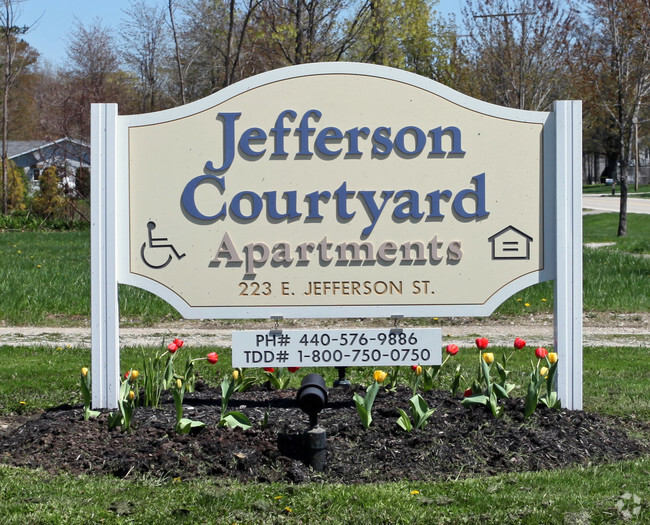 Building Photo - Jefferson Courtyard Senior Apartments