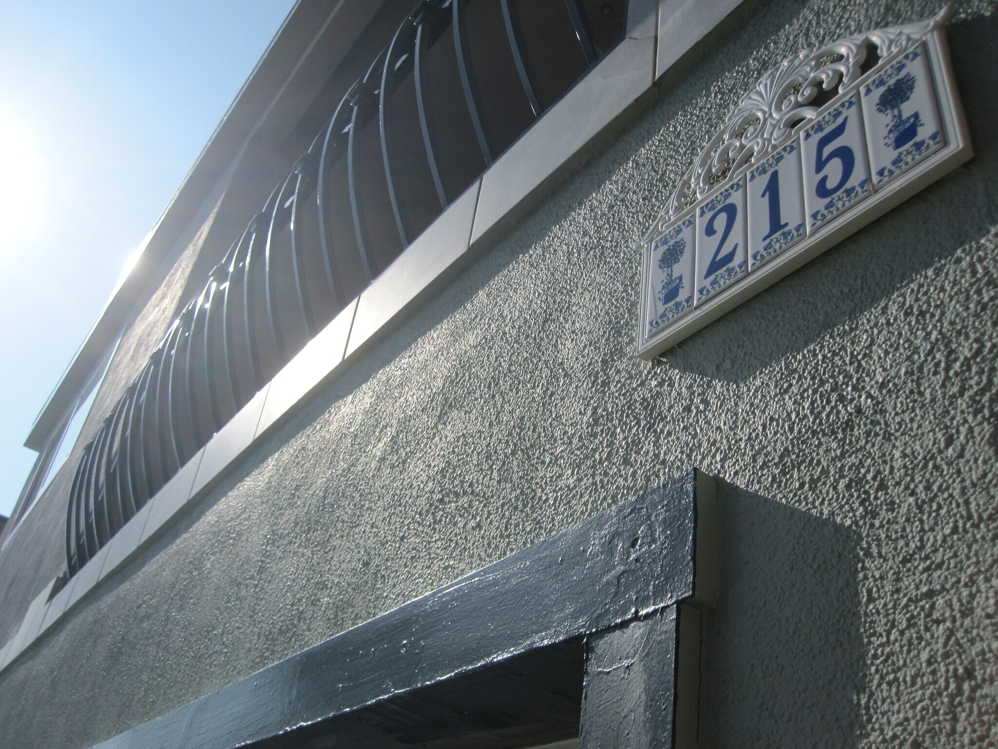 Building Photo - 215 Covina Ave