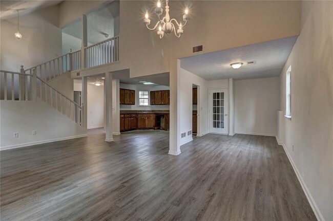 Building Photo - 2091 Mallard Way