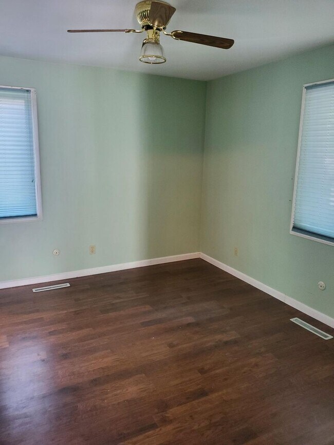 Building Photo - 3209 Chatfield Pl