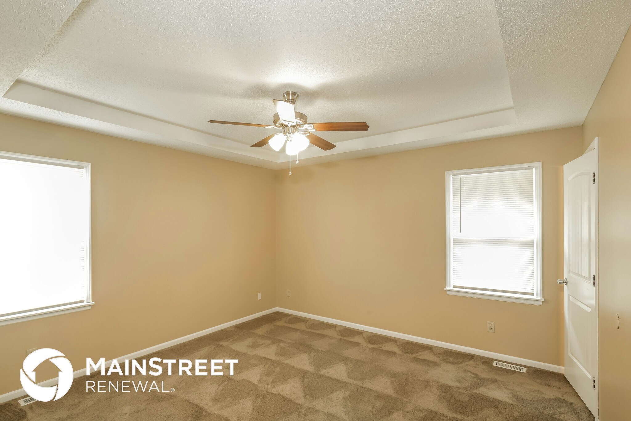 Building Photo - 525 Kenneth Ln