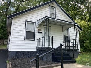 Building Photo - 7014 Florence Pl