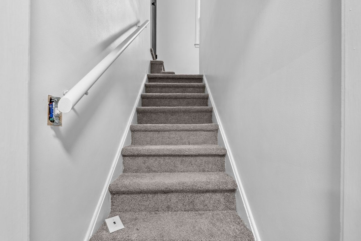 Building Photo - 18525 Westmoreland Rd