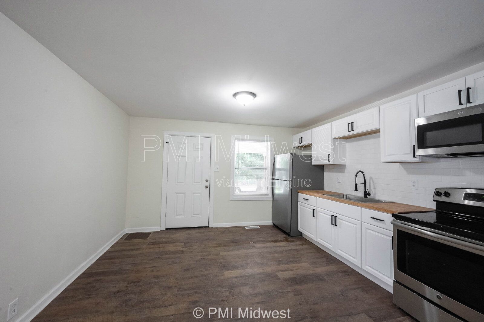 Building Photo - 514 N Chester Ave