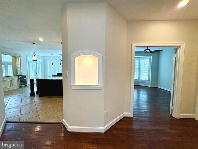 Building Photo - 1151 Fieldview Dr