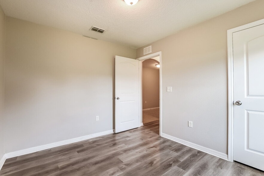 Building Photo - 4292 Abaco Dr