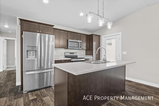 Building Photo - 5339 Coal Bank Dr