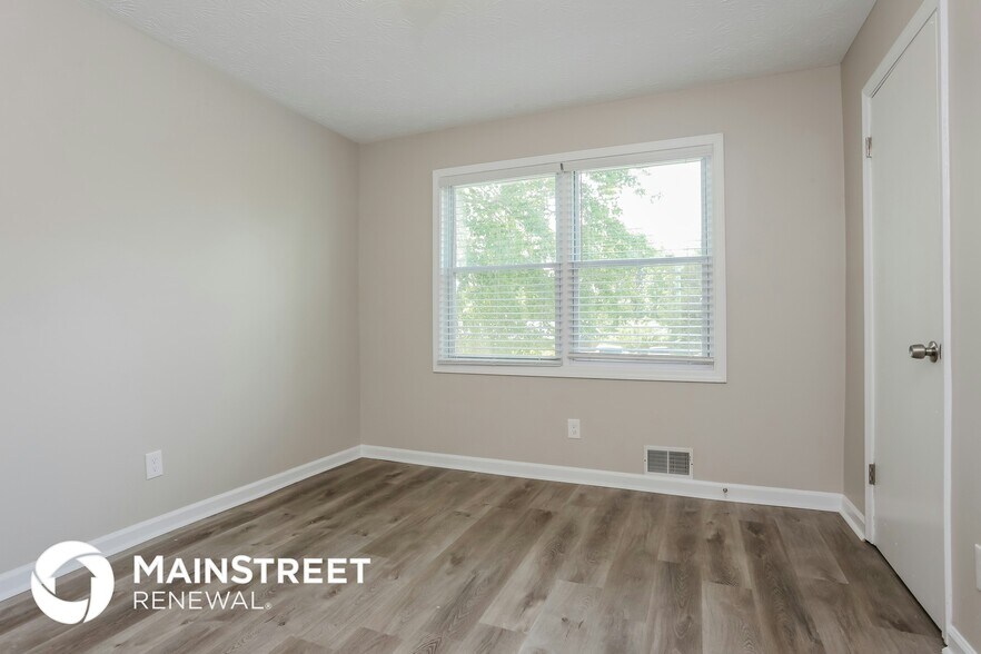 Building Photo - 6165 Marilla St