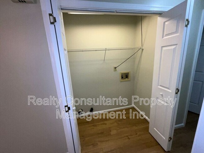 Building Photo - 6609 Poplar Grove Trail