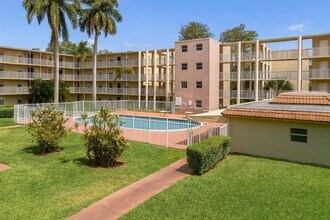 Building Photo - 2800 NW 56th Ave