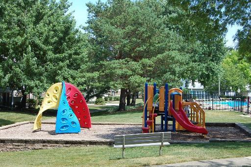 Building Photo - 49 Stanton Ct