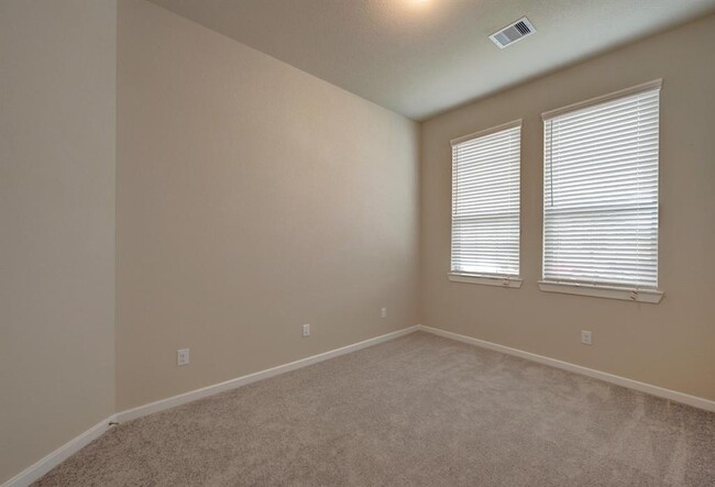 Building Photo - 4227 Maple Glen Dr