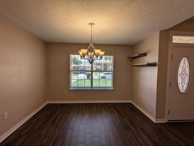 Building Photo - 9768 Parker Lake Cir