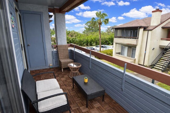 Building Photo - 10263 Gandy Blvd N