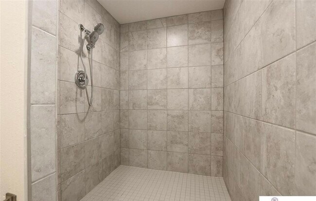 Building Photo - 2329 S 125th Ave