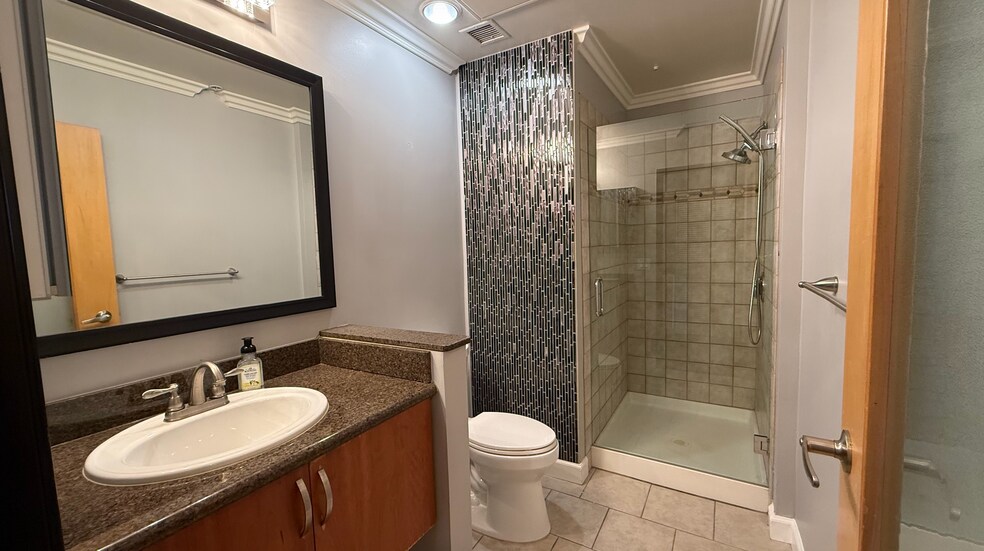 Building Photo - 1551 4th Ave