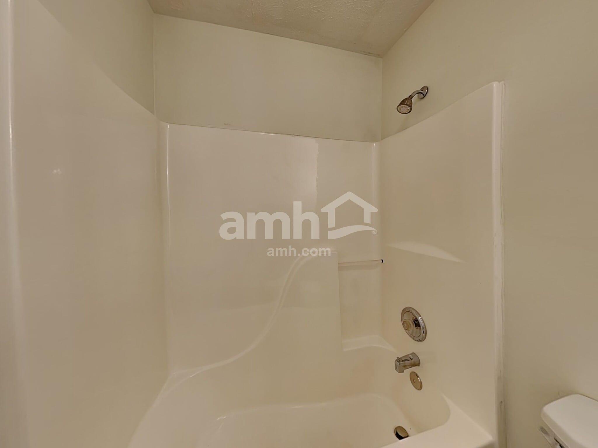 Building Photo - 2805 River Bend Dr