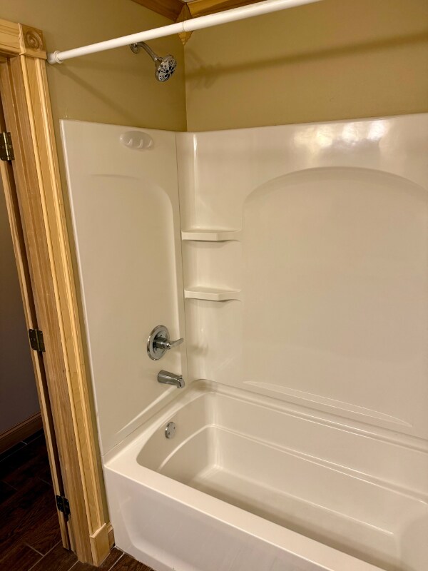 Building Photo - 1616 Spring Valley Dr