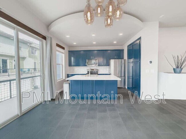 Building Photo - 7537 Russi Pl