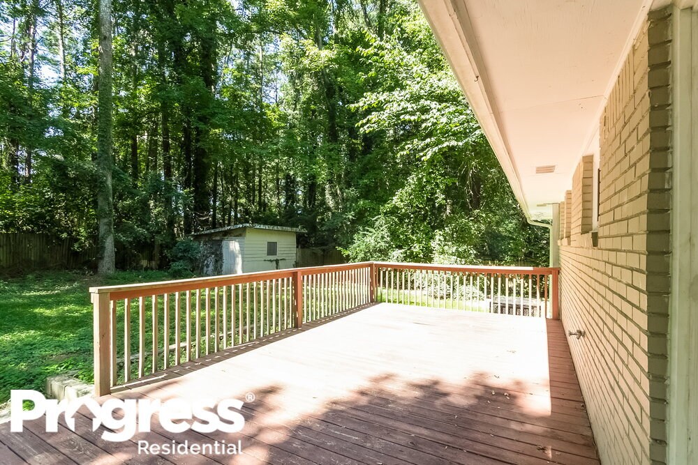 Building Photo - 3671 Larkspur Terrace