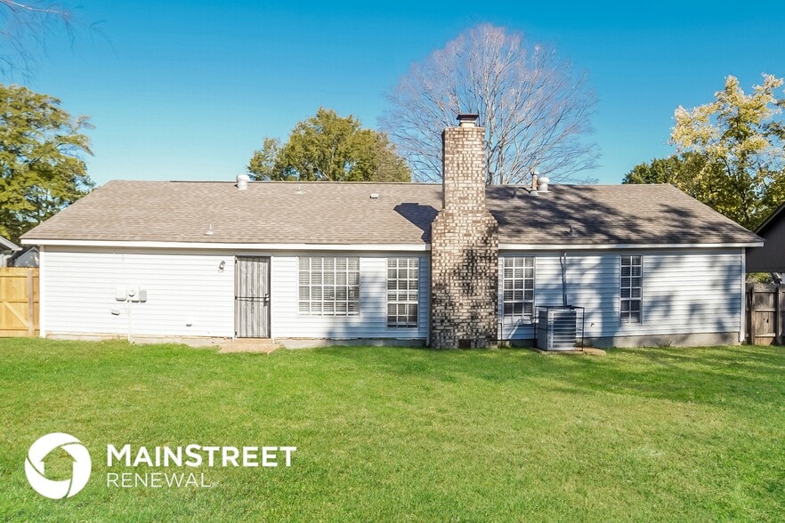 Building Photo - 1811 Tissington Dr