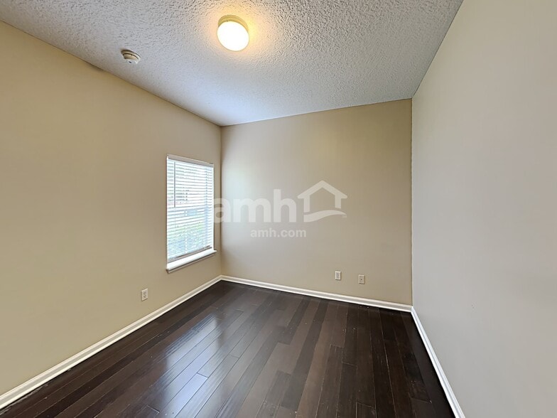 Building Photo - 6251 Devonhurst Dr