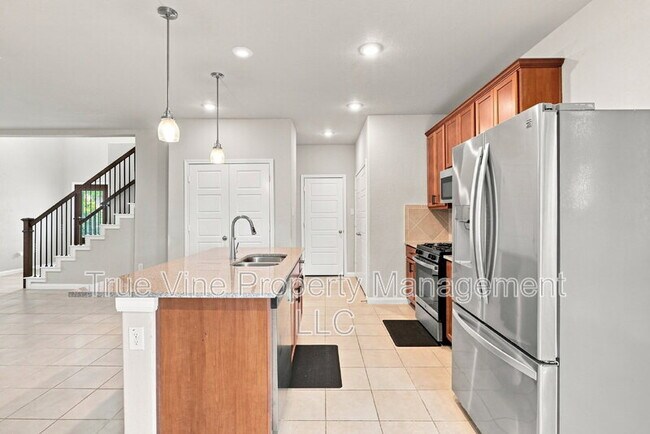 Building Photo - 9102 Devils River