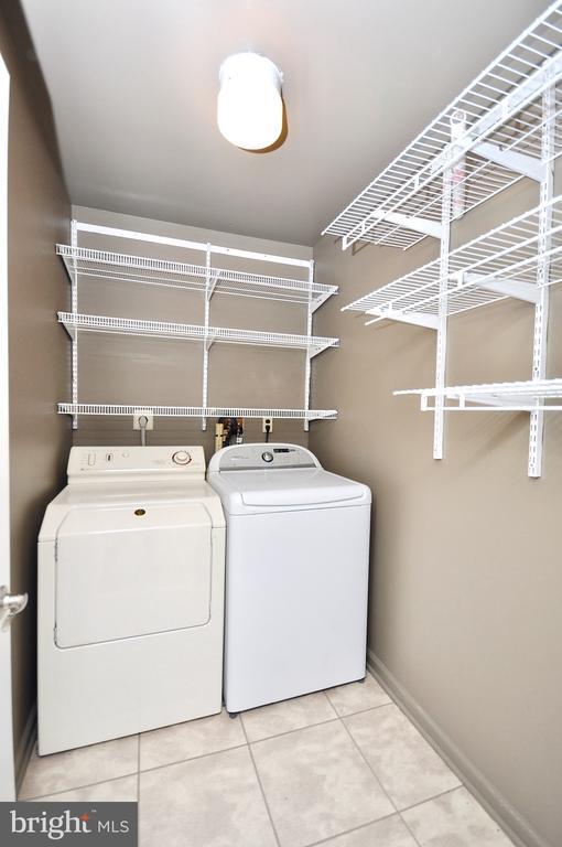 Building Photo - 6 Aspen Way