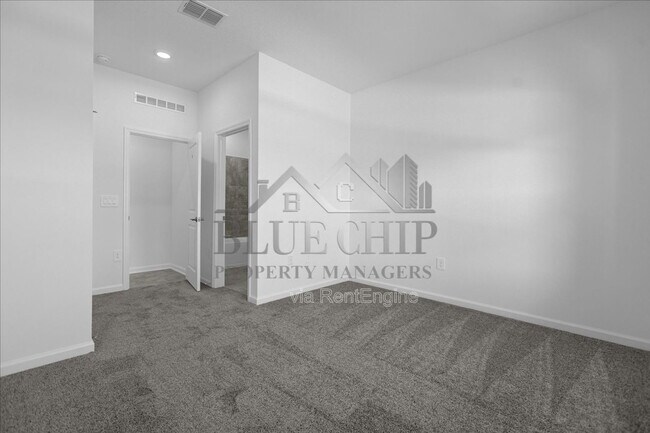 Building Photo - 3042 Country Side Dr