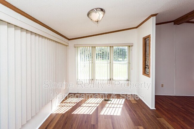 Building Photo - 3244 Thompson Heyward Dr