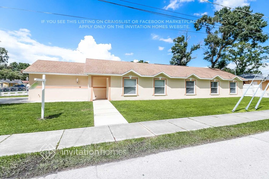 Building Photo - 7203 Donald Ave
