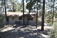 Building Photo - 6011 W Oak Ridge