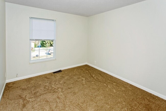 Building Photo - DELHI TOWNSHIP-Cute updated 3 bedroom 2bath ranch in OHSD w/huge 2 car garage