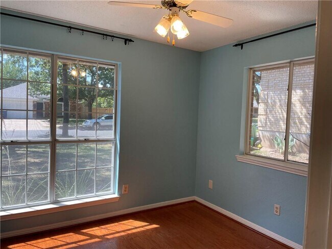Building Photo - 8003 Willet Trail