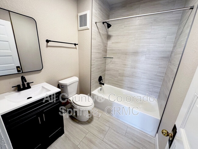 Building Photo - 330 E Cache La Poudre St